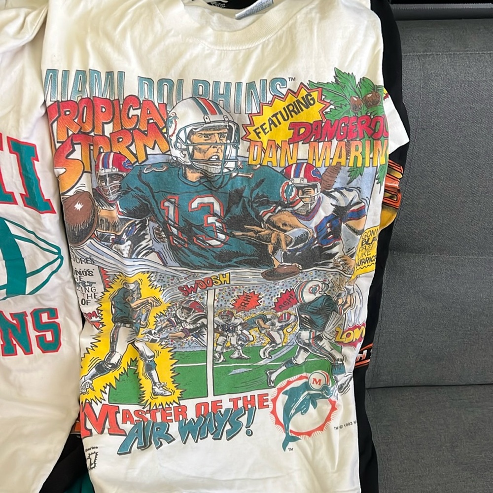 Miami Dolphins T shirt
